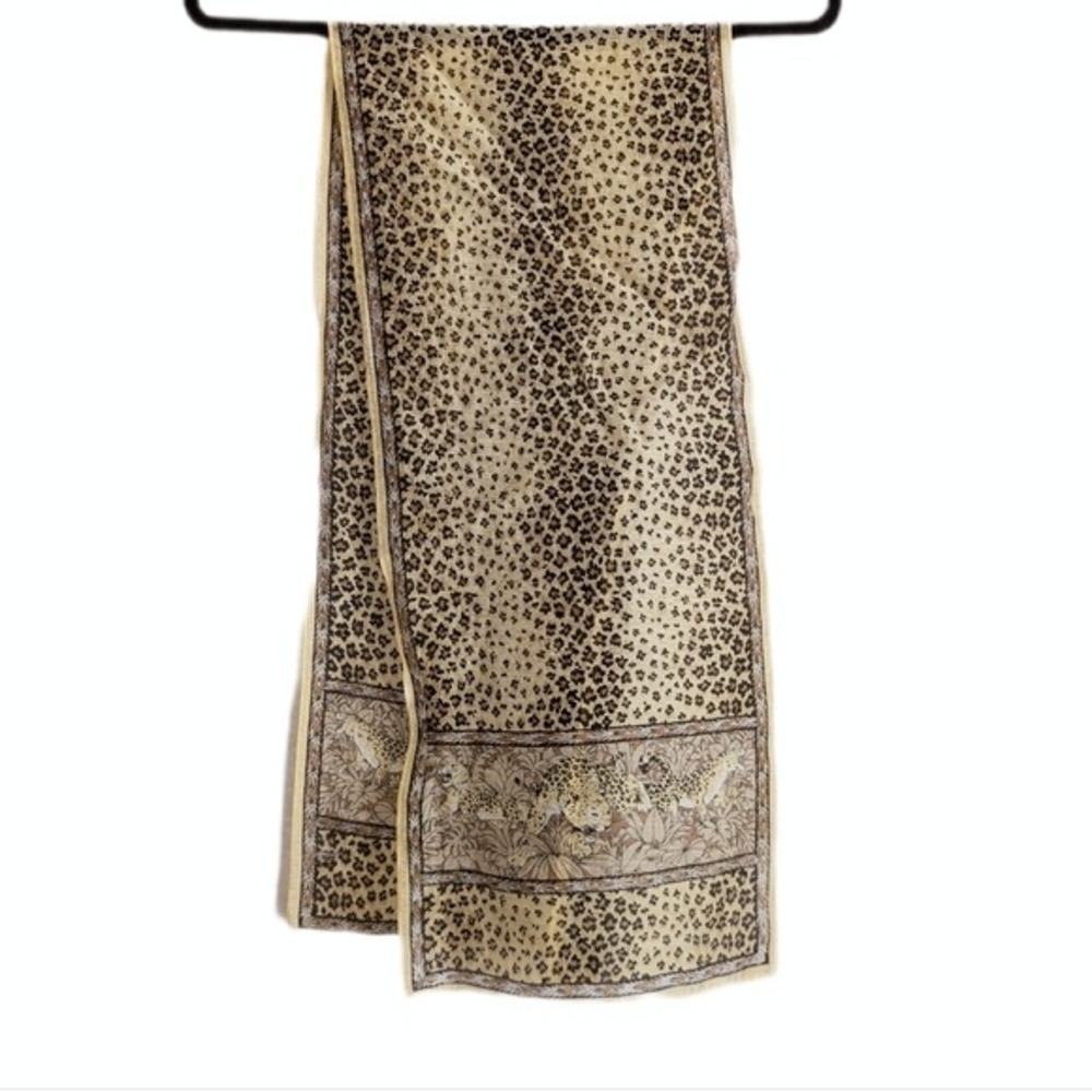 Vintage 80s Eccentric Chic Cheetah Print Lightweight Cotton Scarf